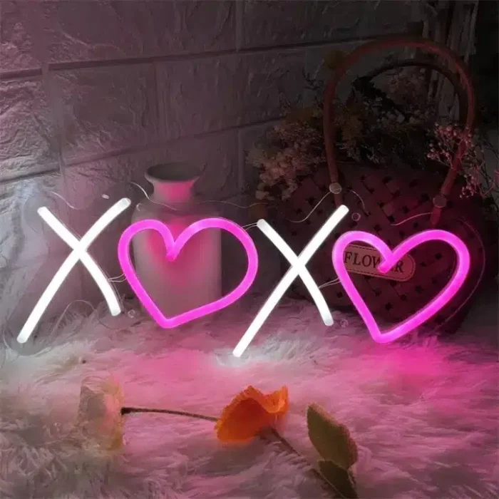 Neon Xoxo Coeur